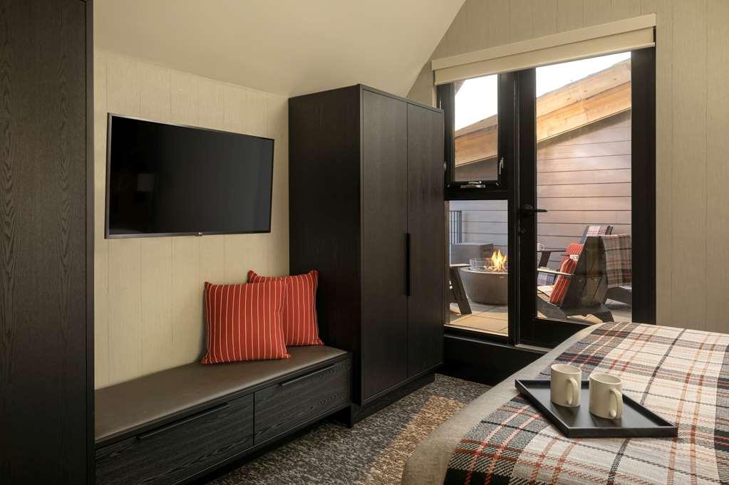 Peaks Hotel And Suites Banff Ruang foto