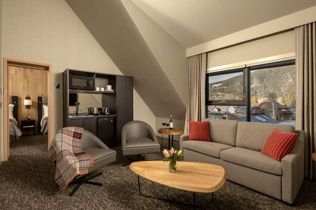 Peaks Hotel And Suites Banff Ruang foto